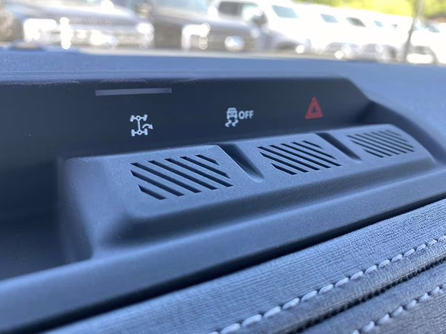 2026 Oxford White Ford Bronco Outer Banks 4X4 SUV