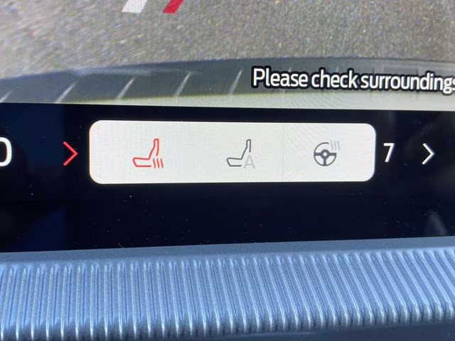 2026 White Ford Explorer ST-Line 4X4 SUV