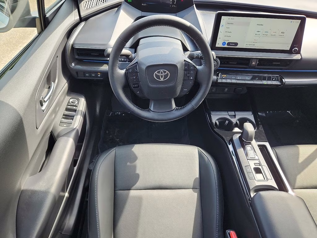 2025 Wind Chill Pearl Toyota Prius Nightshade FWD Hatchback