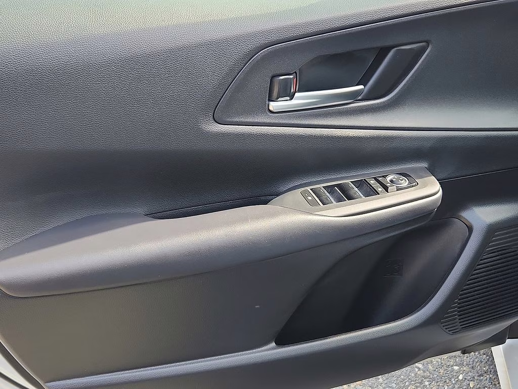 2025 Wind Chill Pearl Toyota Prius Nightshade FWD Hatchback