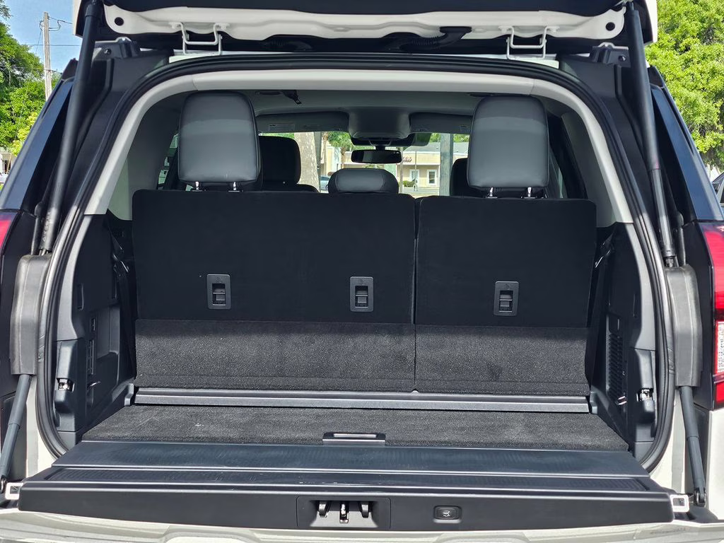 2026 Star White Metallic Tri-Coat Ford Expedition Active RWD SUV