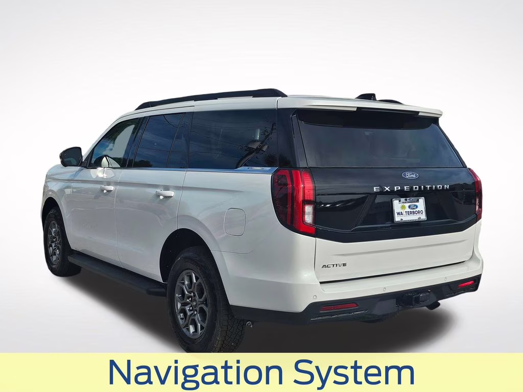 2026 Star White Metallic Tri-Coat Ford Expedition Active RWD SUV