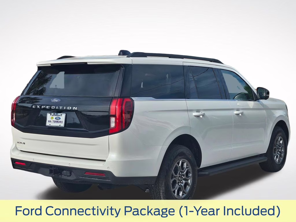 2026 Star White Metallic Tri-Coat Ford Expedition Active RWD SUV