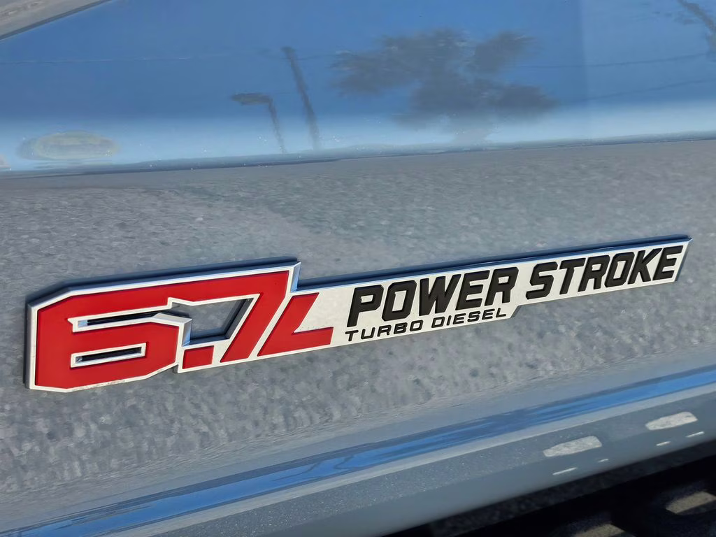 2026 Glacier Gray Metallic TriCoat Ford Super Duty F-350 SRW Lariat 4X4 Truck