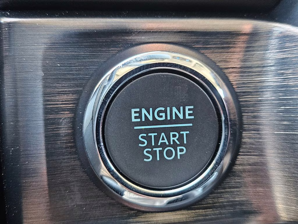 2026 Glacier Gray Metallic TriCoat Ford Super Duty F-350 SRW Lariat 4X4 Truck