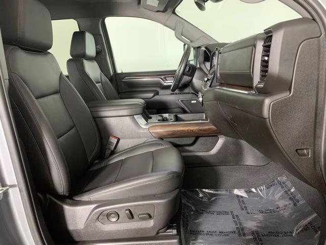 2025 Sterling Metallic GMC Sierra 2500HD SLT 4X4 Truck