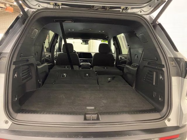 2024 Sterling Gray Metallic Chevrolet Traverse LT AWD SUV