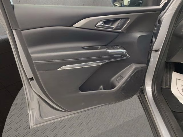 2024 Sterling Gray Metallic Chevrolet Traverse LT AWD SUV