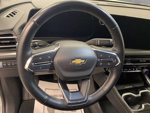 2024 Sterling Gray Metallic Chevrolet Traverse LT AWD SUV