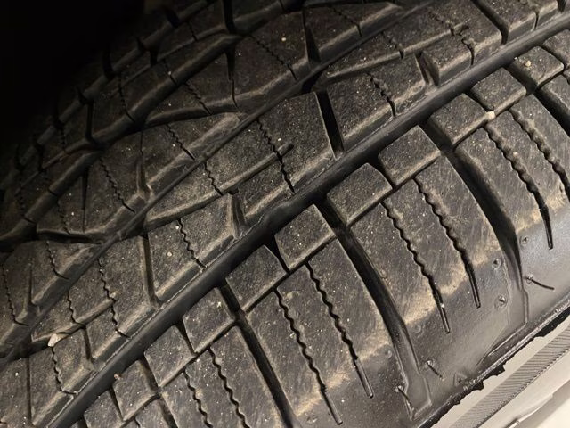 2024 Sterling Gray Metallic Chevrolet Traverse LT AWD SUV