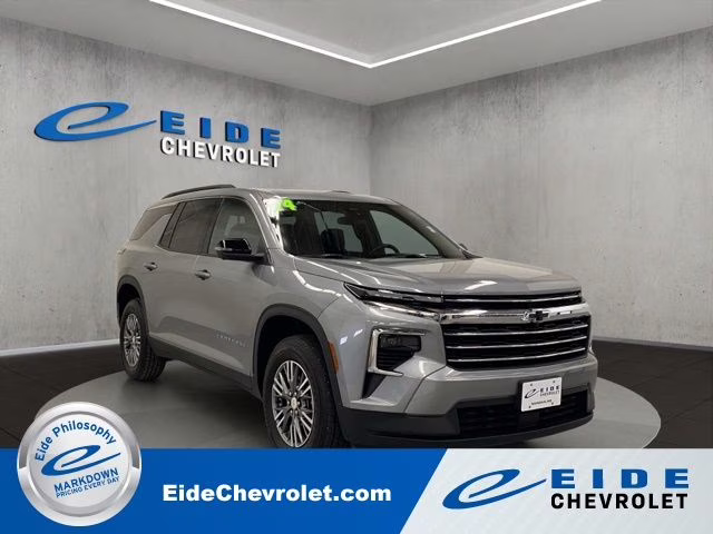 2024 Sterling Gray Metallic Chevrolet Traverse LT AWD SUV