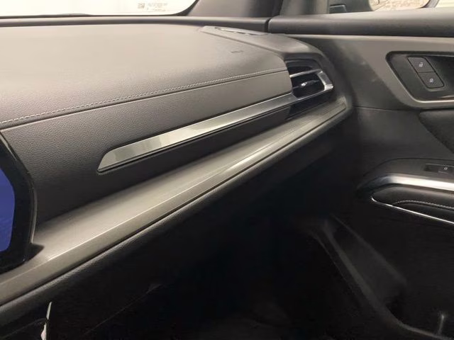 2024 Sterling Gray Metallic Chevrolet Traverse LT AWD SUV