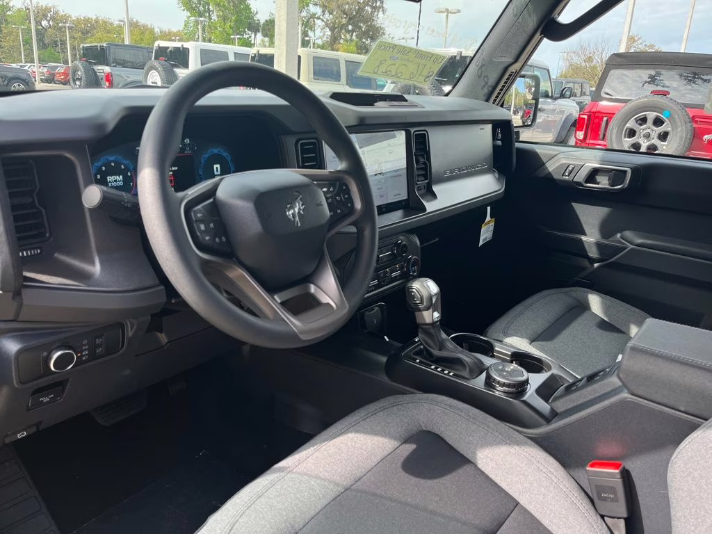 2026 Avalanche Gray Ford Bronco Base 4X4 SUV