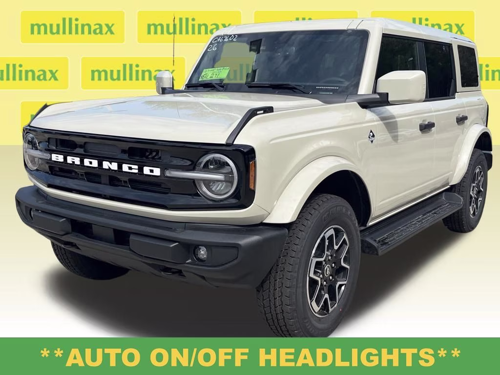 2026 Desert Sand Ford Bronco Outer Banks 4X4 SUV