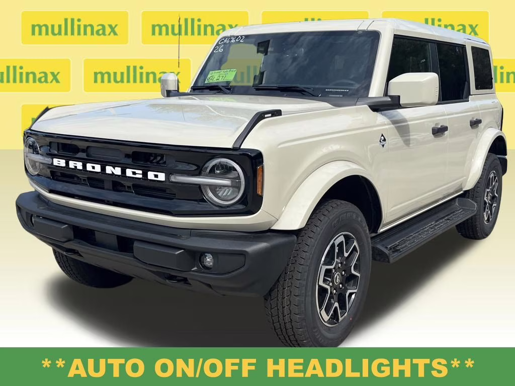 2026 Desert Sand Ford Bronco Outer Banks 4X4 SUV