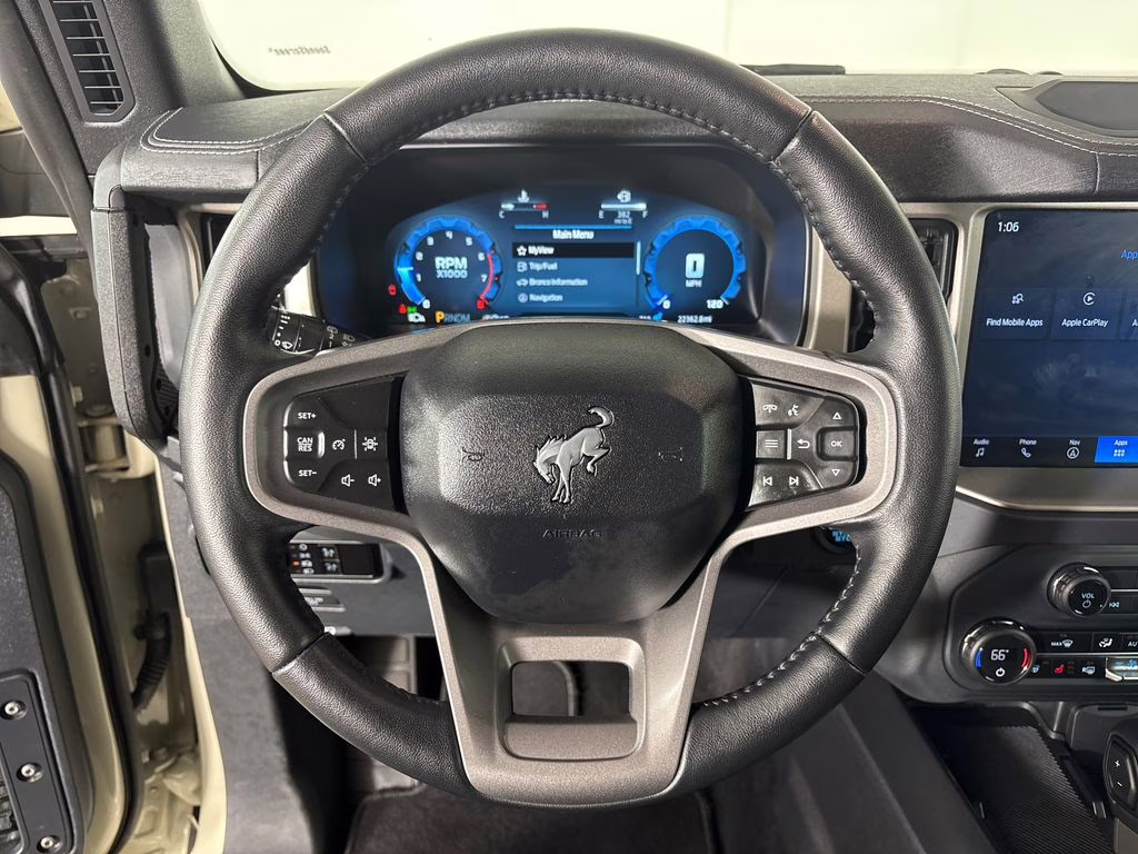 2025 Desert Sand Ford Bronco Outer Banks 4X4 SUV