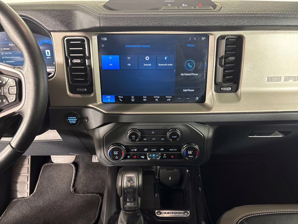 2025 Desert Sand Ford Bronco Outer Banks 4X4 SUV