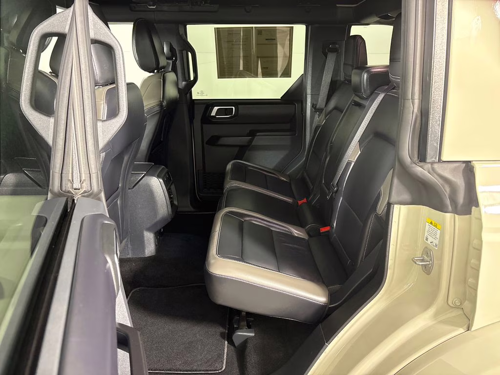 2025 Desert Sand Ford Bronco Outer Banks 4X4 SUV