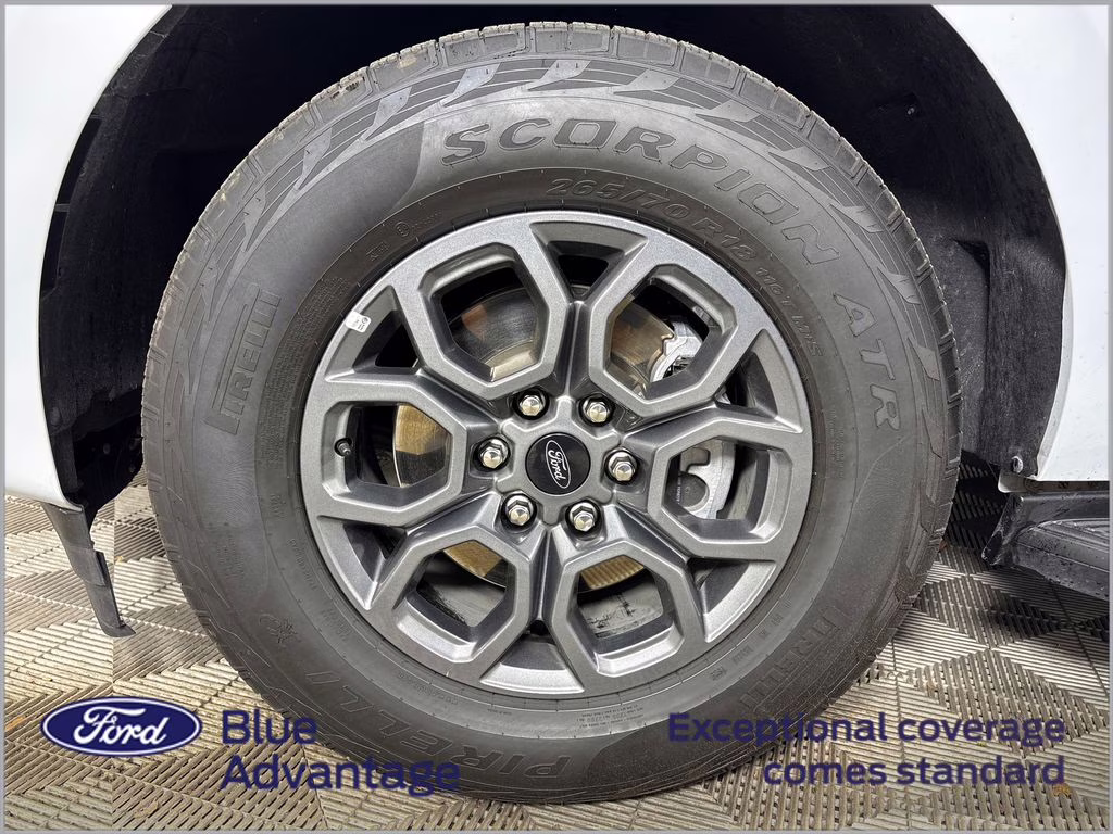 2025 Space Silver Metallic Ford Expedition Active RWD SUV