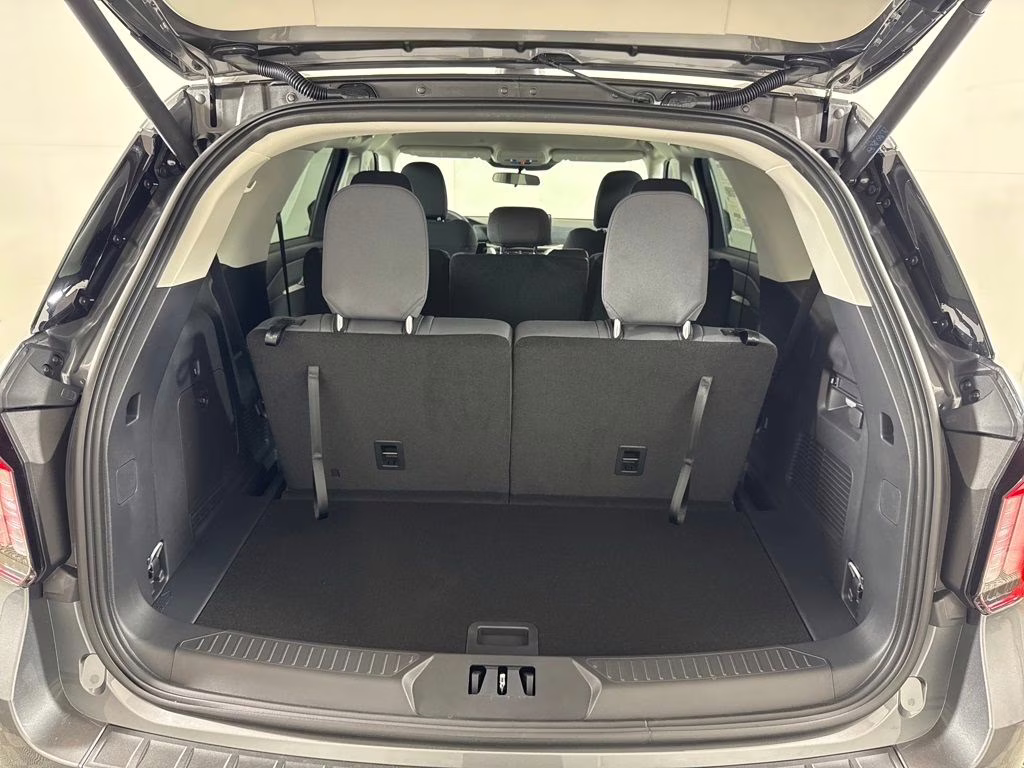 2026 Carbonized Gray Metallic Ford Explorer Active RWD SUV