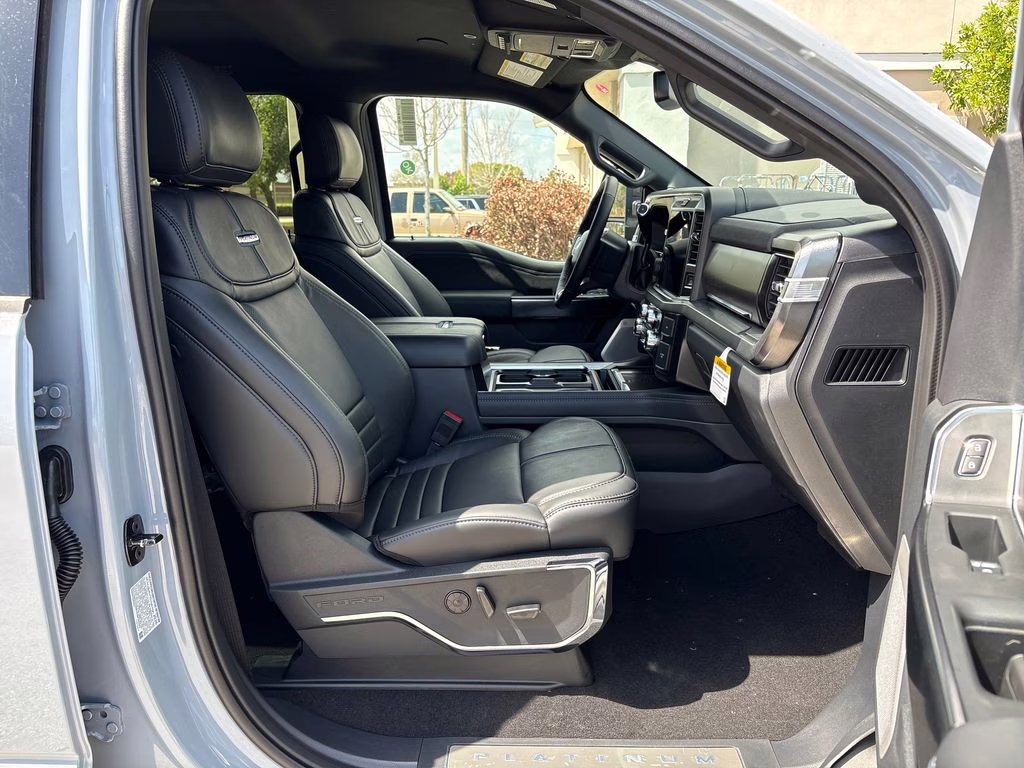 2026 Gray Metallic Ford Super Duty F-350 SRW Platinum 4X4 Truck