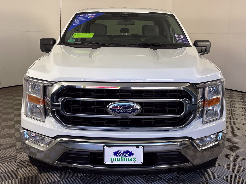 2022 Oxford White Ford F-150 XLT 4X4 Truck