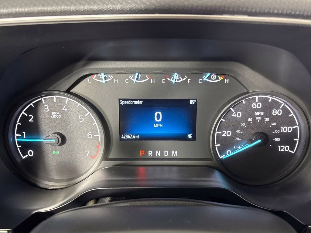 2022 Oxford White Ford F-150 XLT 4X4 Truck