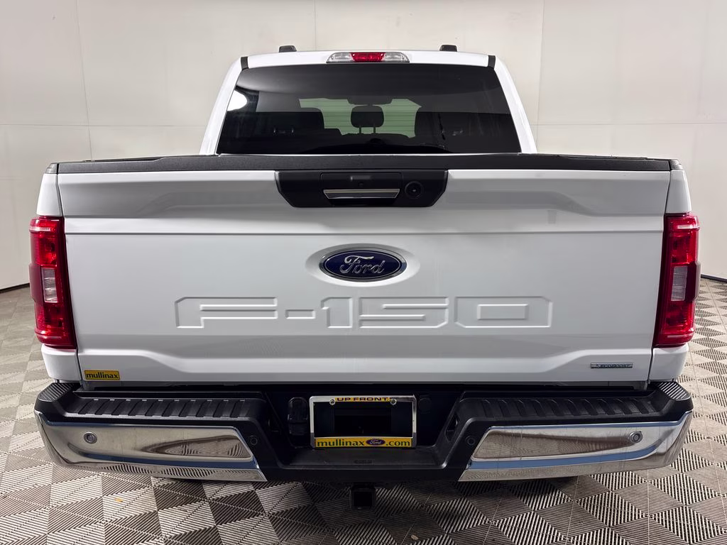 2022 Oxford White Ford F-150 XLT 4X4 Truck