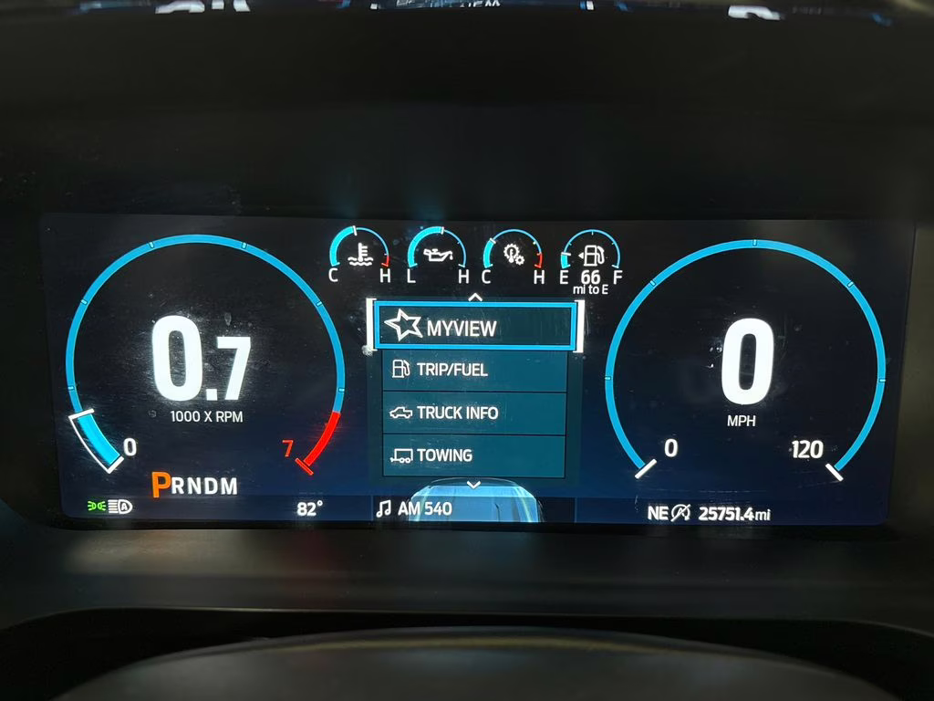 2023 Oxford White Ford F-150 Lariat 4X4 Truck