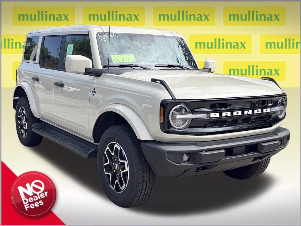 2026 Desert Sand Ford Bronco Outer Banks 4X4 SUV
