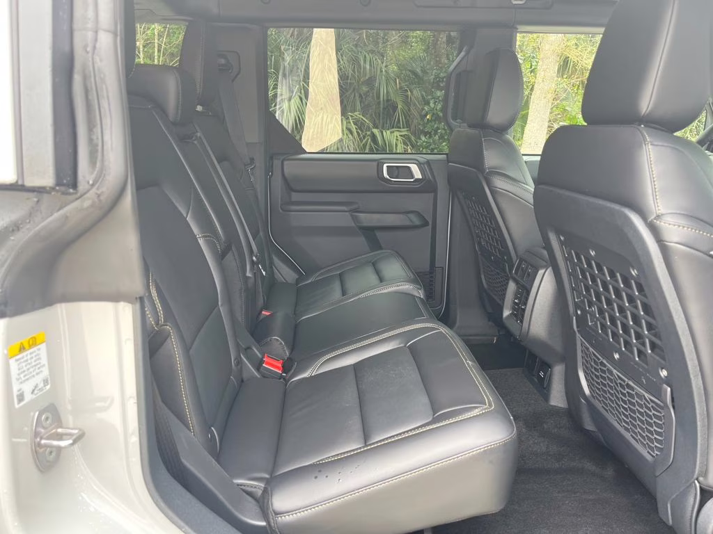 2026 Avalanche Ford Bronco Badlands 4X4 SUV