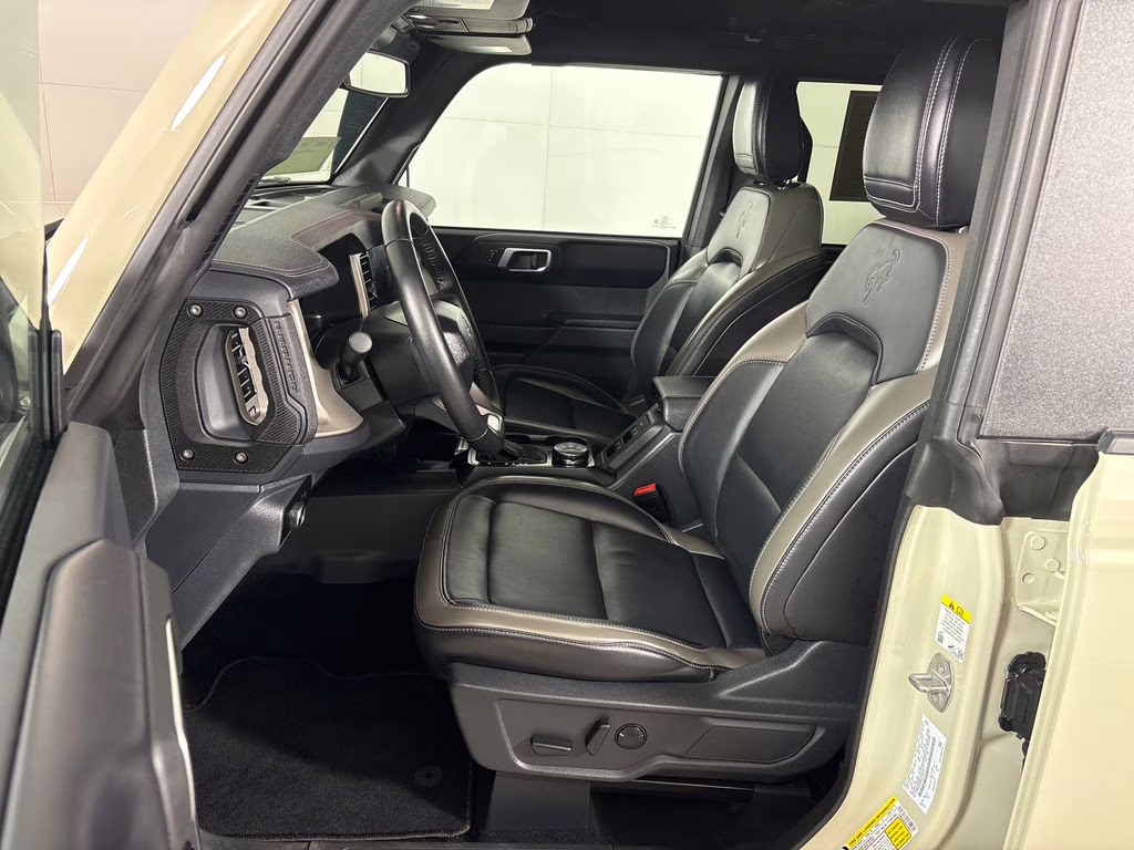 2025 Desert Sand Ford Bronco Outer Banks 4X4 SUV