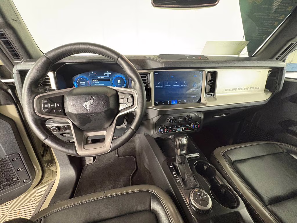 2025 Desert Sand Ford Bronco Outer Banks 4X4 SUV