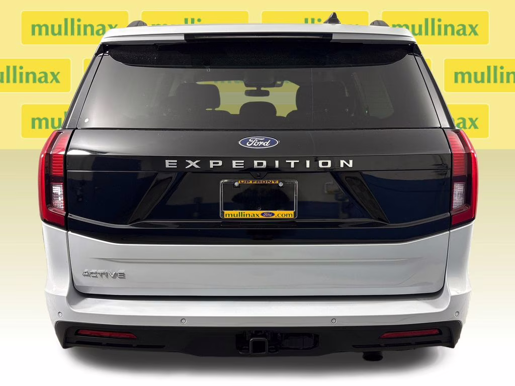 2025 Space Silver Metallic Ford Expedition Active RWD SUV