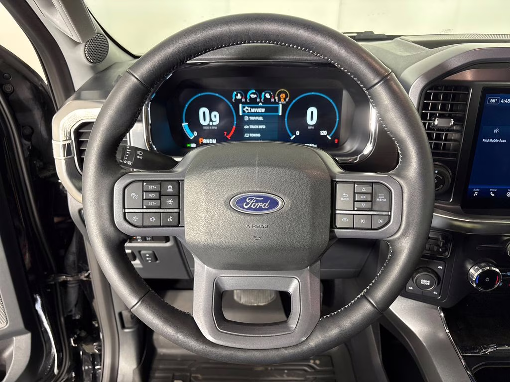 2023 Agate Black Metallic Ford F-150 Lariat 4X4 Truck