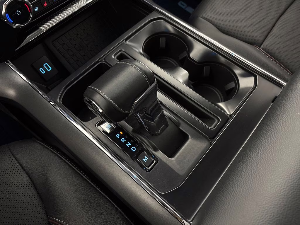 2023 Agate Black Metallic Ford F-150 Lariat 4X4 Truck