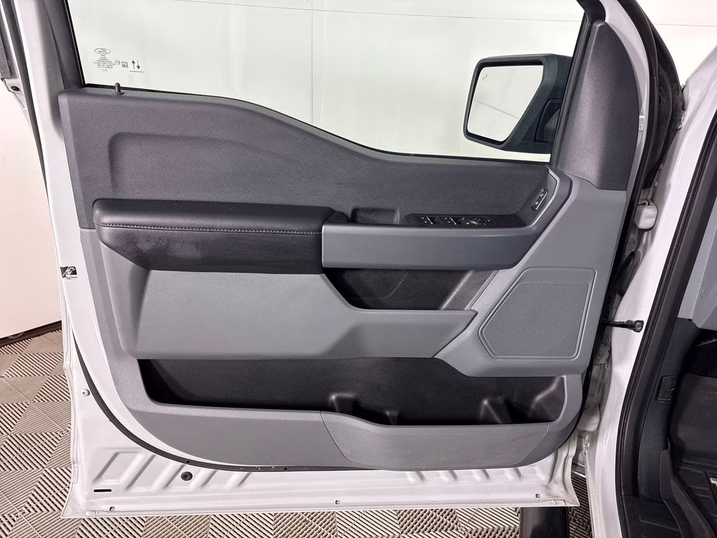 2023 Avalanche Ford F-150 XLT 4X4 Truck