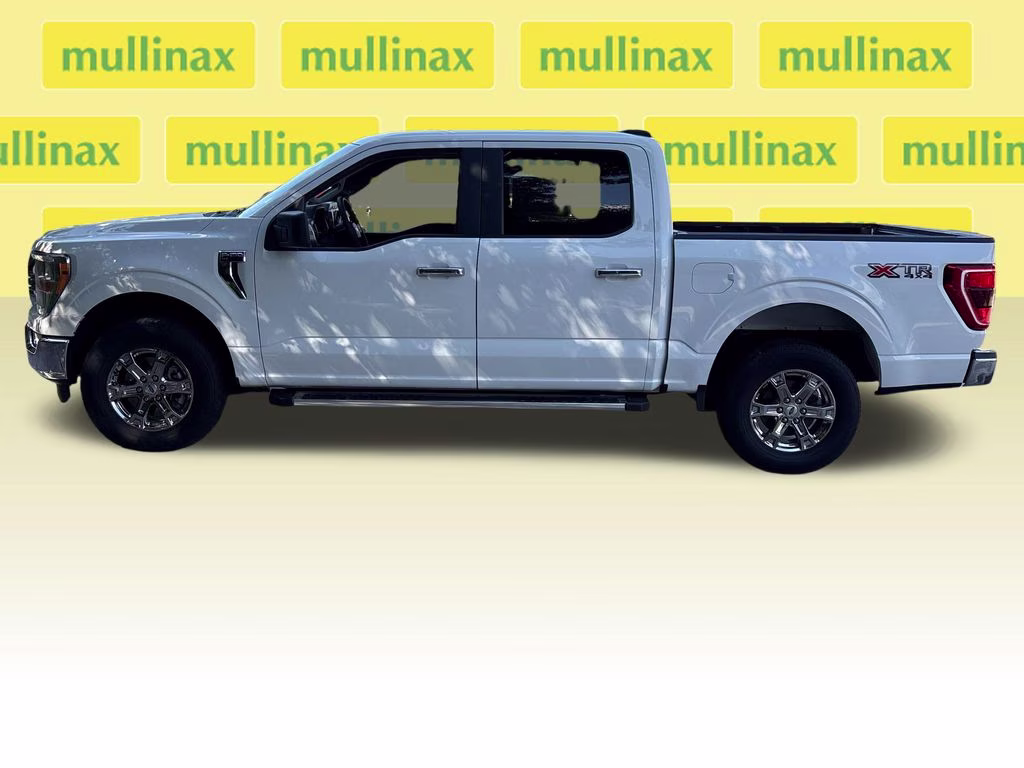 2022 Oxford White Ford F-150 XLT 4X4 Truck