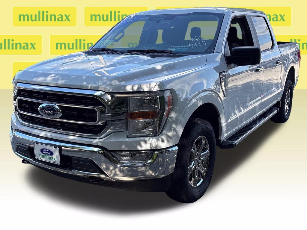 2022 Oxford White Ford F-150 XLT 4X4 Truck
