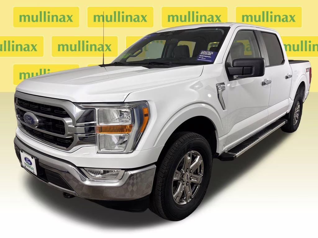 2022 Oxford White Ford F-150 XLT 4X4 Truck