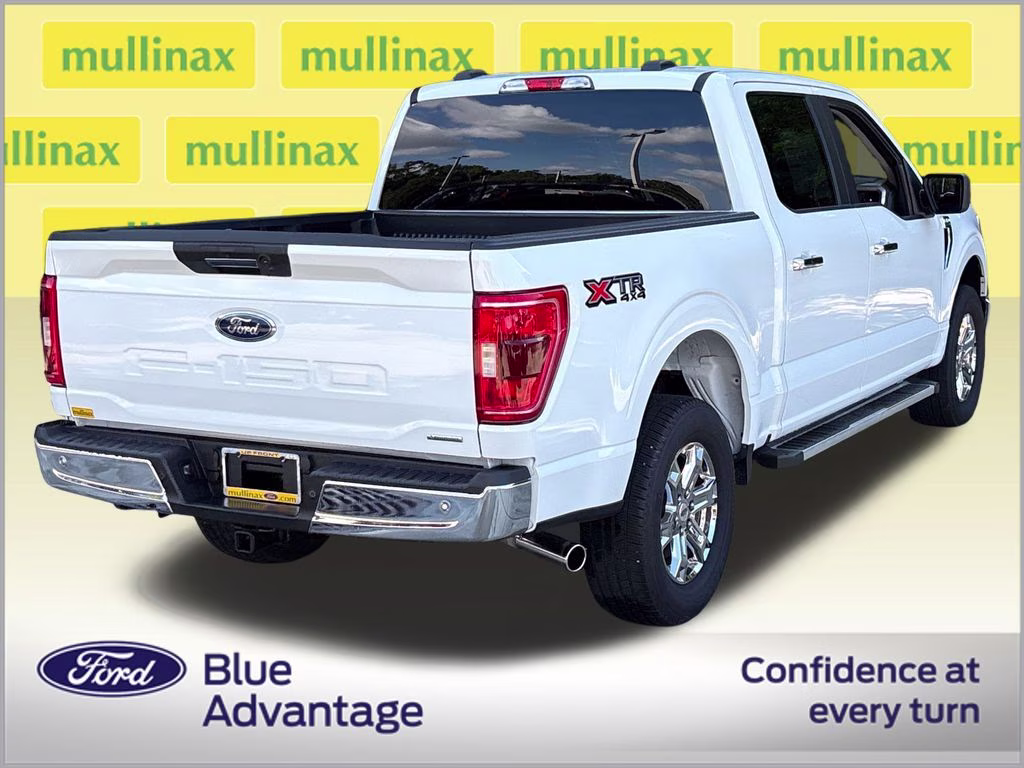 2022 Oxford White Ford F-150 XLT 4X4 Truck