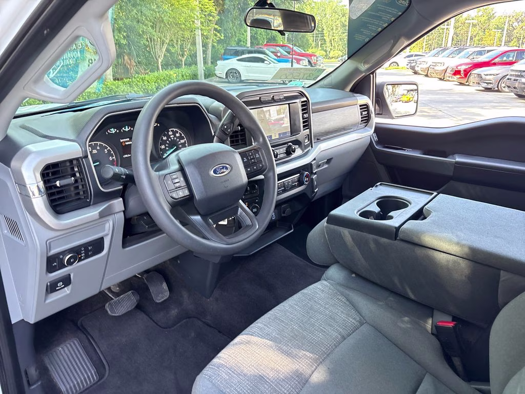 2022 Oxford White Ford F-150 XLT 4X4 Truck