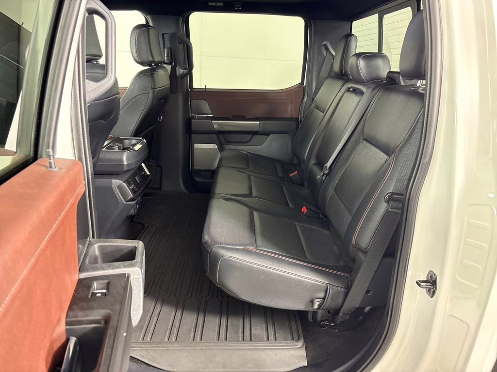 2023 White Metallic Ford F-150 Lariat RWD Truck