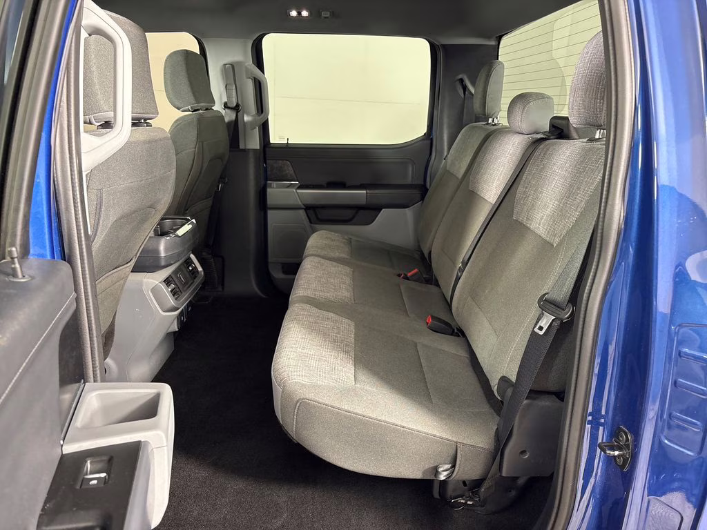 2022 Atlas Blue Metallic Ford F-150 XLT 4X4 Truck