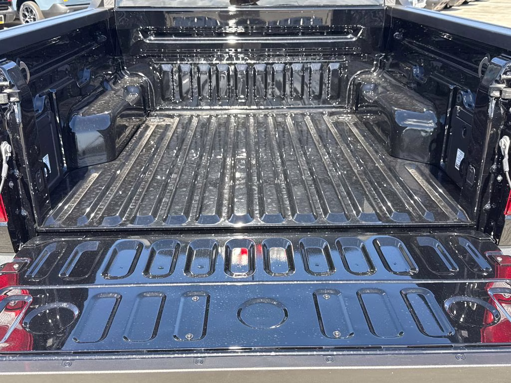 2026 Shadow Black Ford Maverick XLT AWD Truck