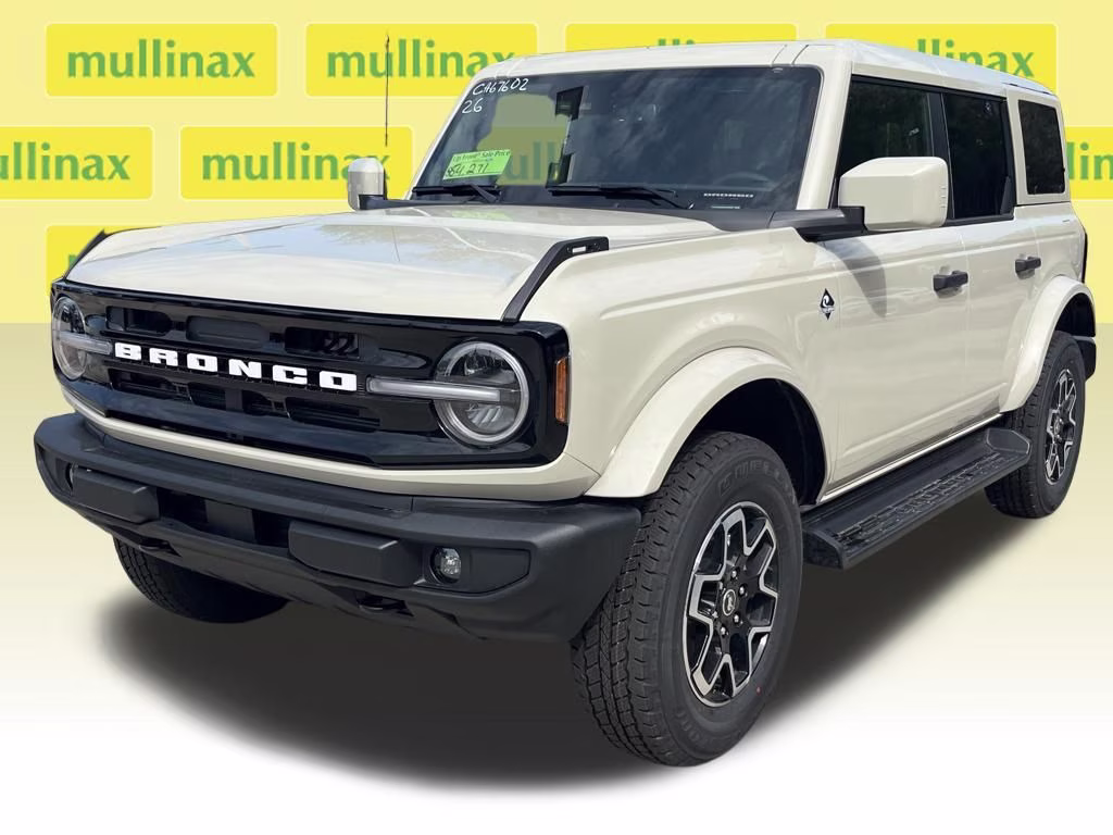 2026 Desert Sand Ford Bronco Outer Banks 4X4 SUV