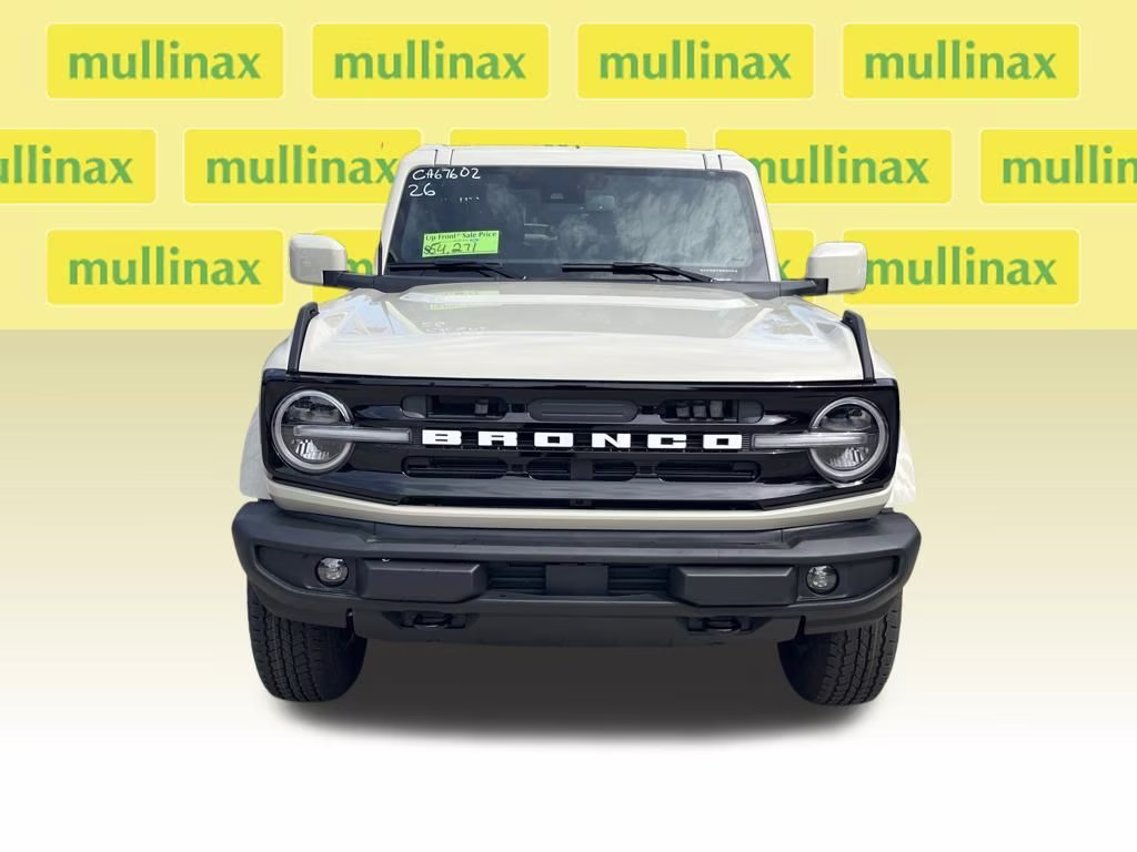 2026 Desert Sand Ford Bronco Outer Banks 4X4 SUV
