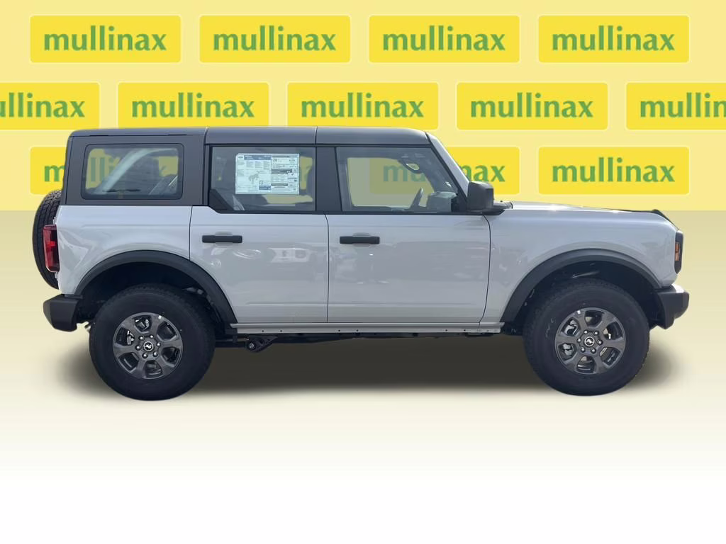 2026 Avalanche Gray Ford Bronco Base 4X4 SUV