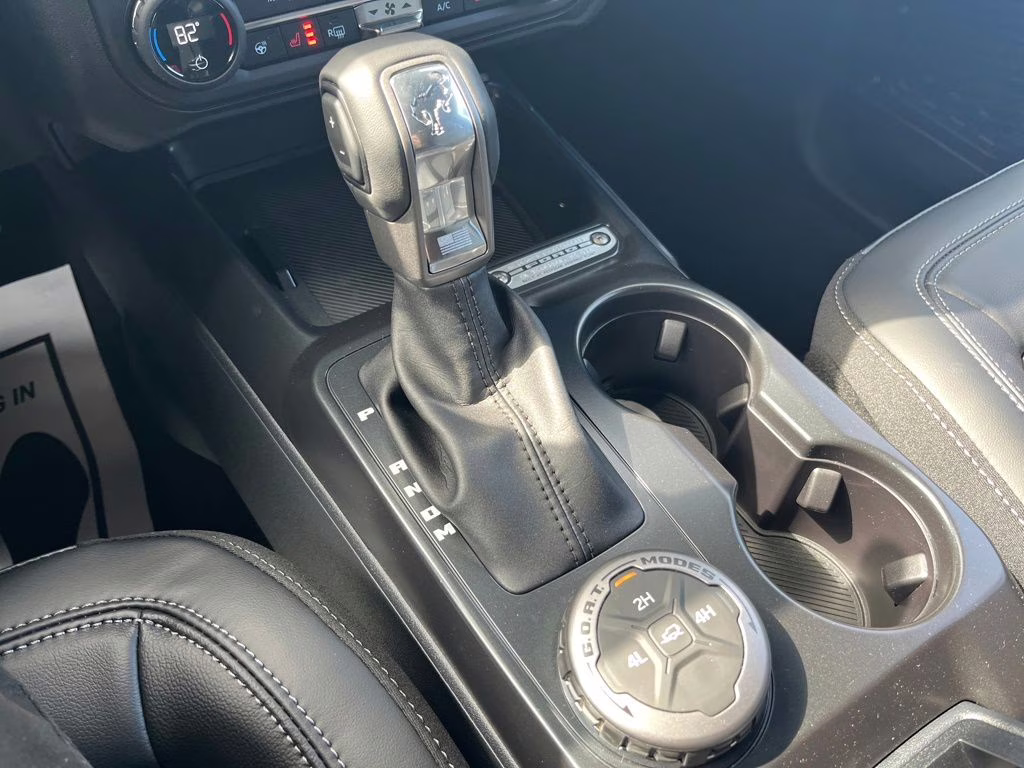 2026 Desert Sand Ford Bronco Outer Banks 4X4 SUV