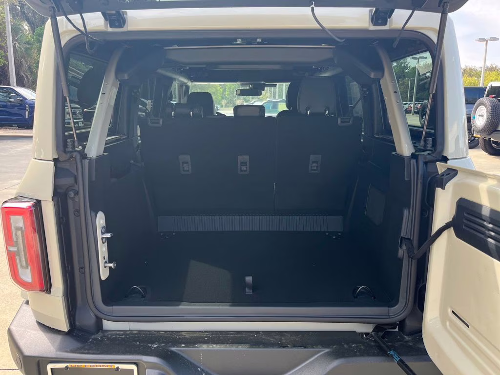 2026 Desert Sand Ford Bronco Outer Banks 4X4 SUV